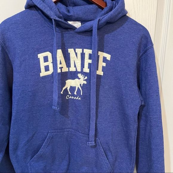 JPT Classics purple long sleeve kangaroo pouch drawstring hood moose on front XS - Picture 3 of 11